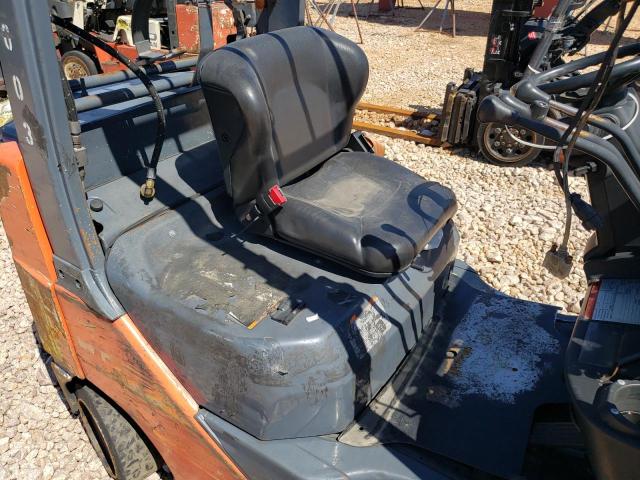 8FGCU2534925 - 2011 TOYOTA FORKLIFT ORANGE photo 6