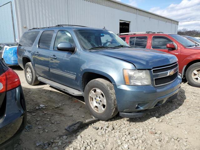 1GNUKHE36AR248058 - 2010 CHEVROLET SUBURBAN K1500 LS BLUE photo 4