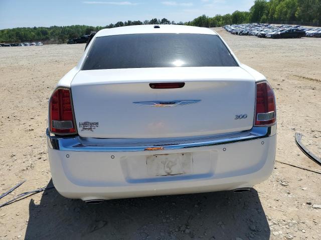 2C3CA5CGXBH529264 - 2011 CHRYSLER 300 LIMITED WHITE photo 6