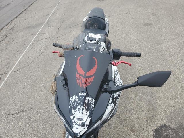 ML5EXER15RDAB5103 - 2024 KAWASAKI EX650 R BLACK photo 5