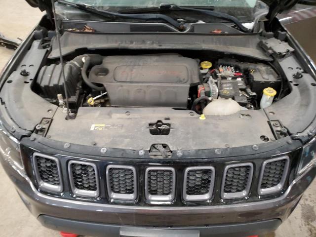 3C4NJDDB2JT367167 - 2018 JEEP COMPASS TRAILHAWK GRAY photo 11