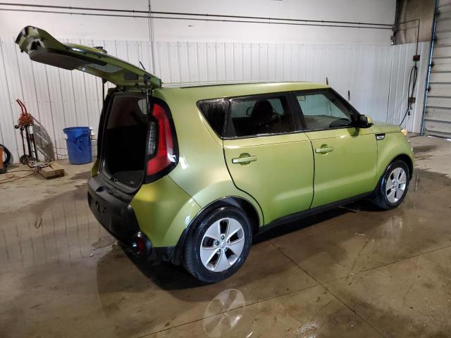 KNDJN2A24F7778299 - 2015 KIA SOUL GREEN photo 3