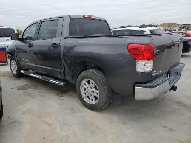 5TFEM5F11DX057859 - 2013 TOYOTA TUNDRA CREWMAX SR5 GRAY photo 2