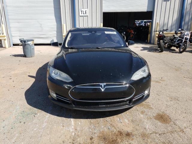 5YJSA1H19EFP53897 - 2014 TESLA MODEL S შავი ფოტო 5