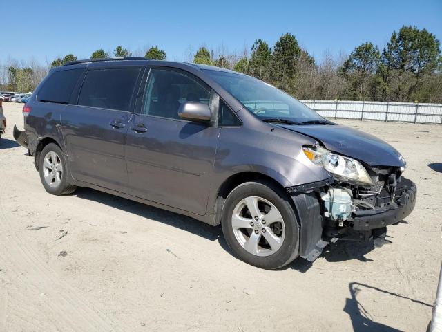 5TDKK3DC1DS304224 - 2013 TOYOTA SIENNA LE GRAY photo 4