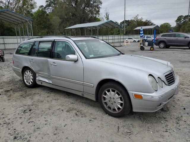 WDBJH65J6YB045265 - 2000 MERCEDES-BENZ E 320 SILVER photo 4