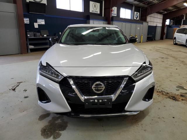 1N4AA6CV1NC502359 - 2022 NISSAN MAXIMA SV SILVER photo 5