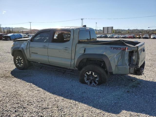 3TMCZ5AN3PM615997 - 2023 TOYOTA TACOMA DOUBLE CAB GREEN photo 2