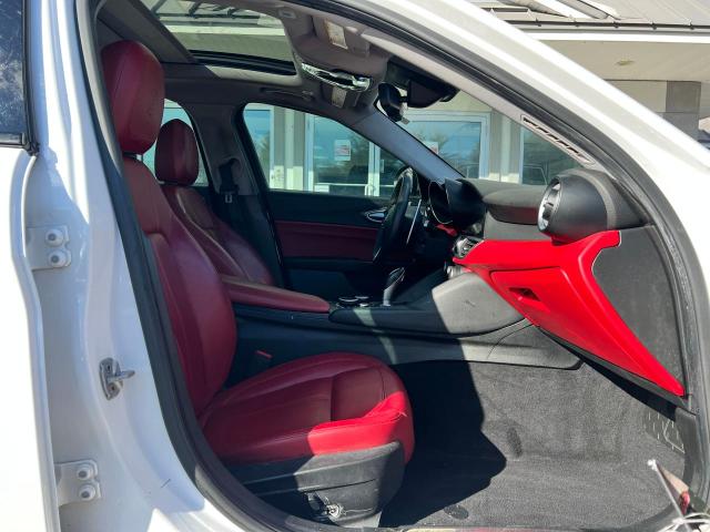 ZARFAEDN9H7531927 - 2017 ALFA ROMEO GIULIA Q4 WHITE photo 5