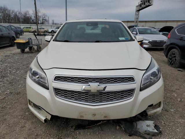 1G11H5SA4DF124946 - 2013 CHEVROLET MALIBU LTZ 白色 照片 5