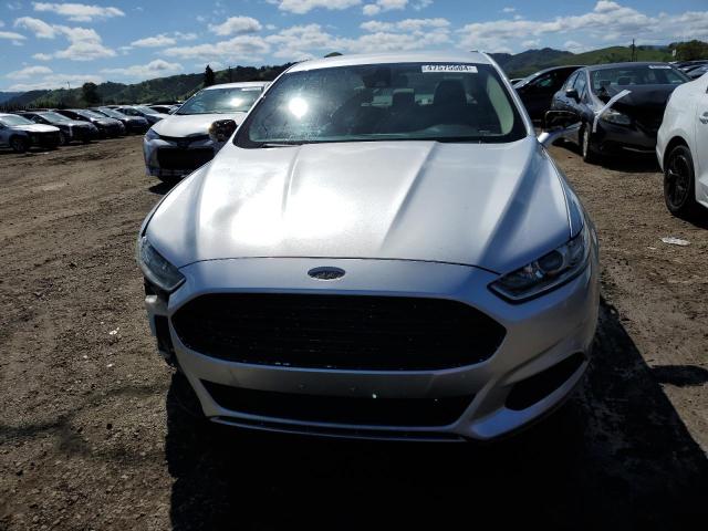 3FA6P0H73GR388980 - 2016 FORD FUSION SE SILVER photo 5