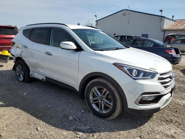 5NMZU3LBXJH056362 - 2018 HYUNDAI SANTA FE S WHITE photo 4