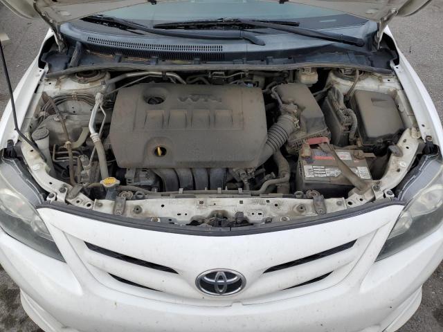 2T1BU4EEXCC810688 - 2012 TOYOTA COROLLA BASE WHITE photo 11