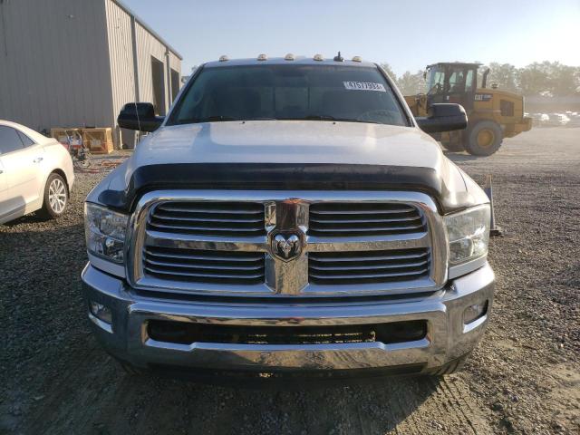 3C6UR5DJ1HG767040 - 2017 RAM 2500 SLT თეთრი ფოტო 5
