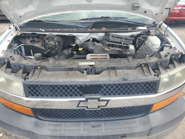 1GAHG39U641208561 - 2004 CHEVROLET EXPRESS G3 WHITE photo 12