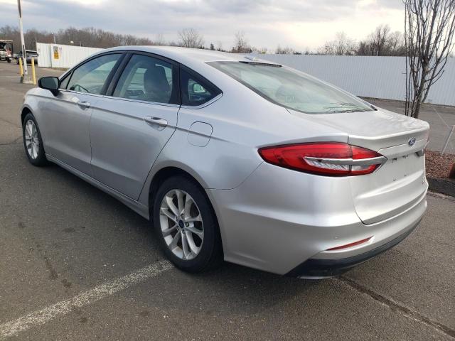 3FA6P0LU9KR204518 - 2019 FORD FUSION SE SILVER photo 2