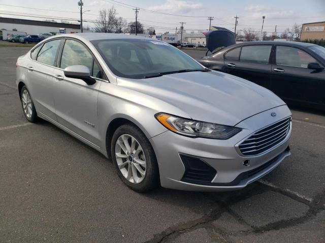 3FA6P0LU9KR204518 - 2019 FORD FUSION SE SILVER photo 4