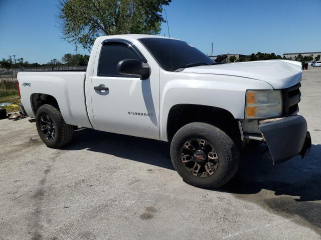 1GCNKPEA6BZ246401 - 2011 CHEVROLET SILVERADO K1500 WHITE photo 4