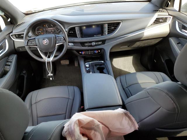 5GAEVAKW4PJ166560 - 2023 BUICK ENCLAVE ESSENCE 绿色 照片 8