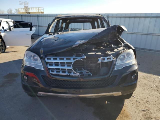 4JGBB8GB8BA685429 - 2011 MERCEDES-BENZ ML 350 4MATIC BLACK photo 5
