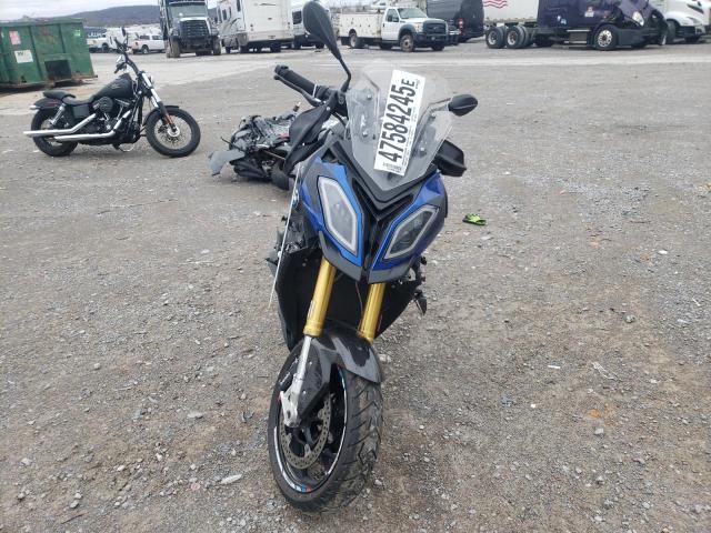 WB10D1307JZ463415 - 2018 BMW S 1000 XR BLUE photo 2