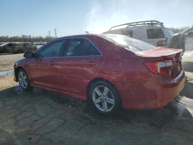 4T1BF1FK0DU667246 - 2013 TOYOTA CAMRY L RED photo 2