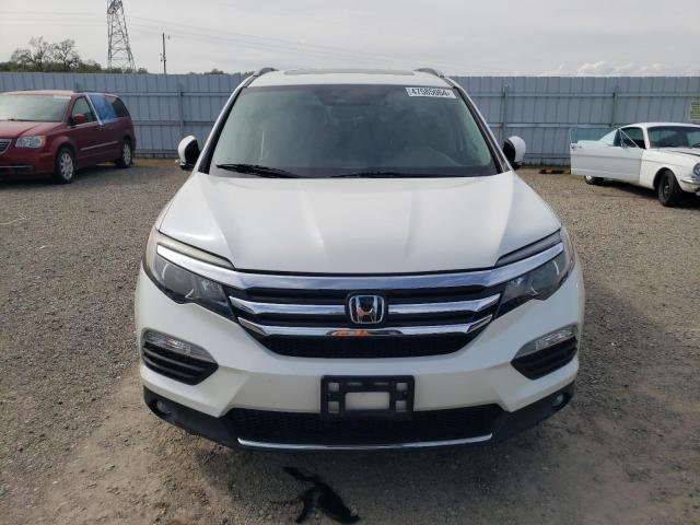 5FNYF6H95HB055550 - 2017 HONDA PILOT TOURING WHITE photo 5