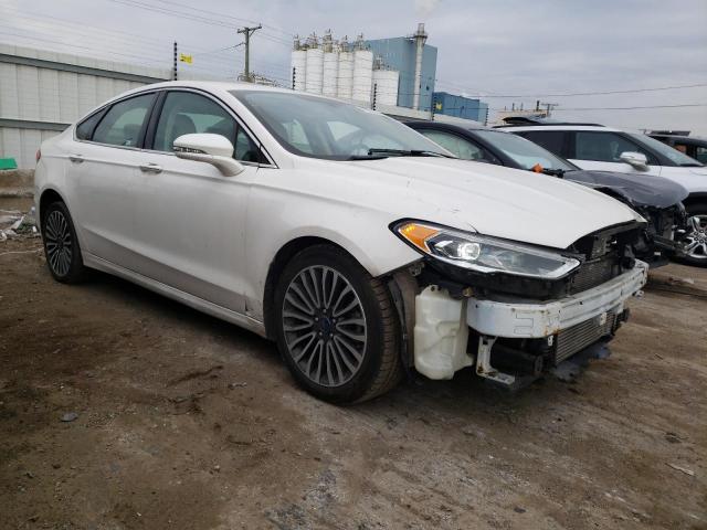 3FA6P0D95JR159084 - 2018 FORD FUSION TITANIUM/PLATINUM WHITE photo 4