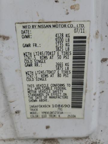 1N6AF0KX6CN108690 - 2012 NISSAN NV 2500 WHITE photo 13