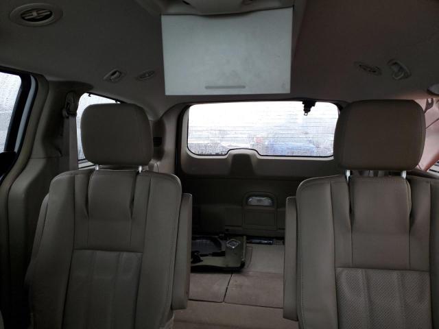 2C4RC1CG8FR674635 - 2015 CHRYSLER TOWN & COU TOURING L WHITE photo 10