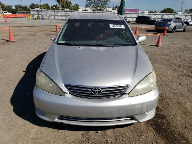 4T1BE32KX6U164878 - 2006 TOYOTA CAMRY LE SILVER photo 5