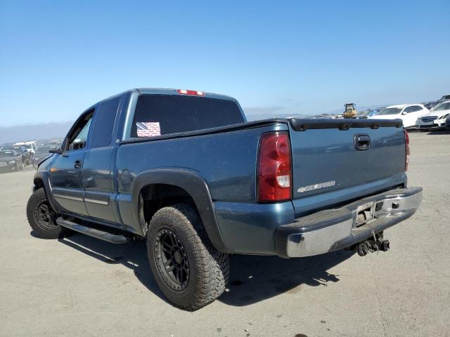 1GCEC19T06Z188006 - 2006 CHEVROLET SILVERADO C1500 BLUE photo 2