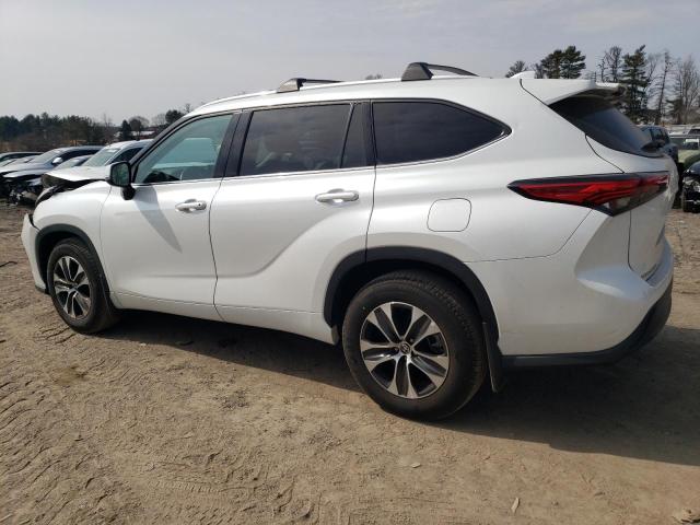 5TDHZRBH2NS161082 - 2022 TOYOTA HIGHLANDER XLE 白色 照片 2