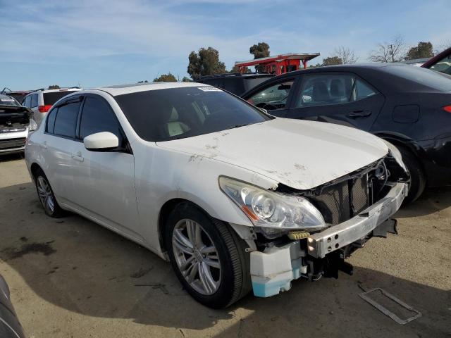 JN1CV6AP8DM304563 - 2013 INFINITI G37 BASE WHITE photo 4