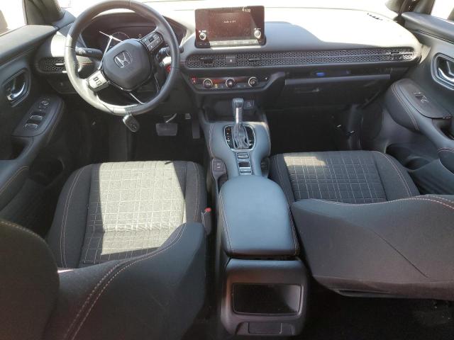 3CZRZ2H5XRM723528 - 2024 HONDA HR-V SPORT Schwarz Foto 8