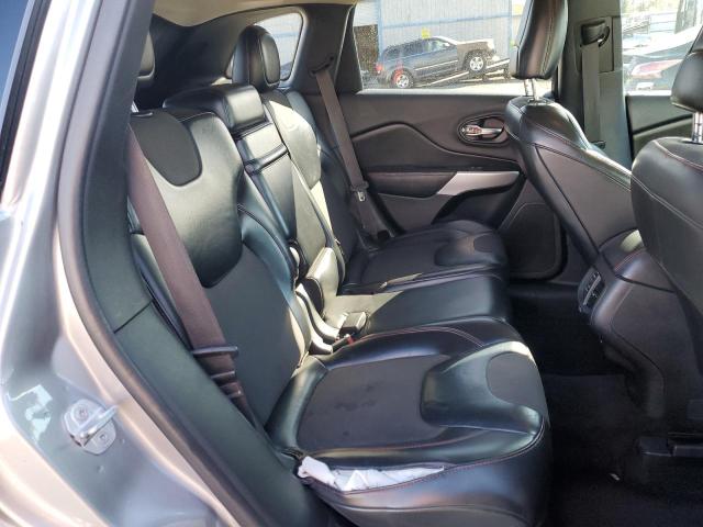 1C4PJMBS2HW599199 - 2017 JEEP CHEROKEE TRAILHAWK GRAY photo 11