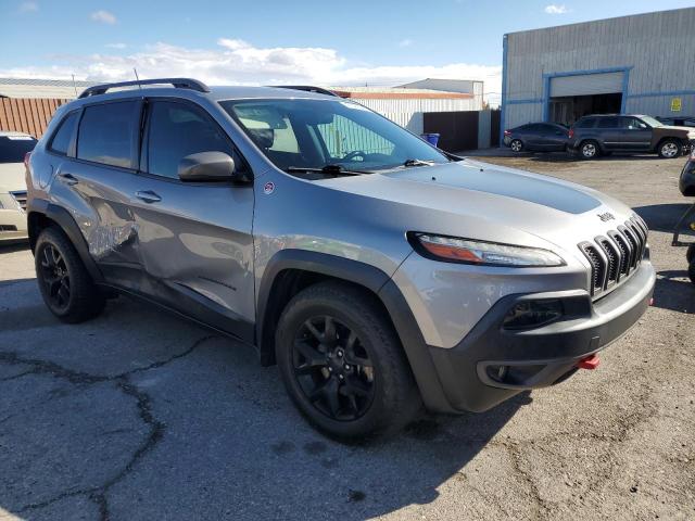 1C4PJMBS2HW599199 - 2017 JEEP CHEROKEE TRAILHAWK GRAY photo 4