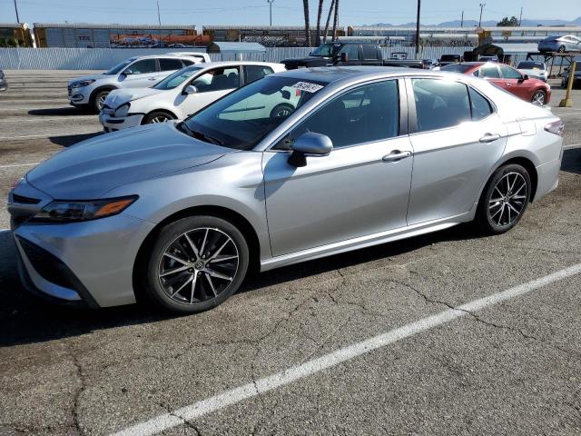 4T1G11AK8PU766879 - 2023 TOYOTA CAMRY SE NIGHT SHADE SILVER photo 1