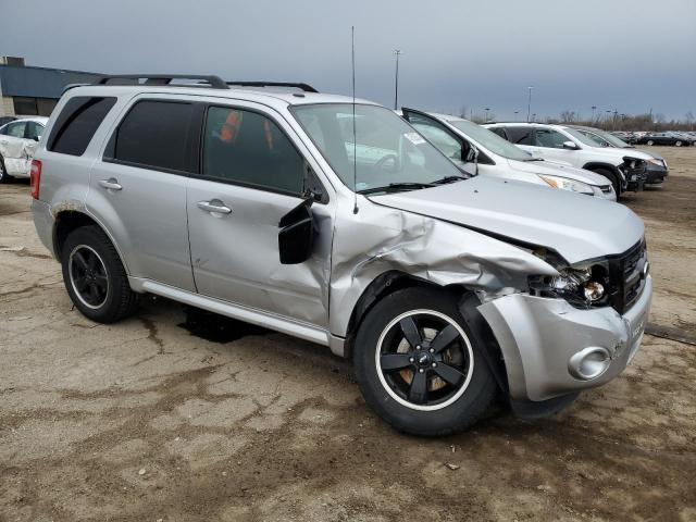 1FMCU9DG0CKA63942 - 2012 FORD ESCAPE XLT SILVER photo 4