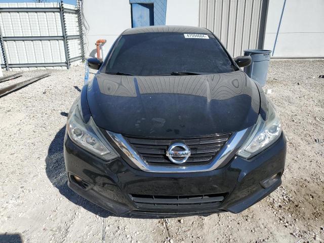 1N4AL3AP8JC156298 - 2018 NISSAN ALTIMA 2.5 BLACK photo 5