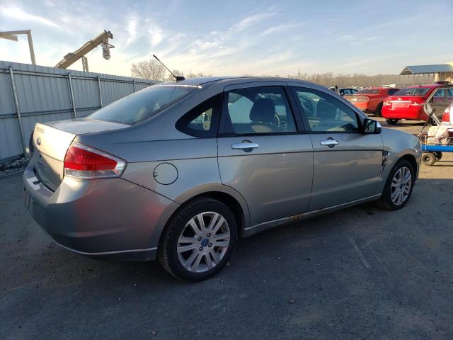 1FAHP35N38W201930 - 2008 FORD FOCUS SE SILVER photo 3