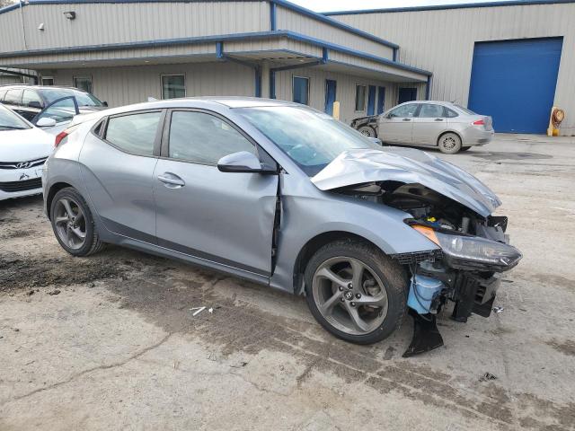 KMHTG6AFXKU006586 - 2019 HYUNDAI VELOSTER BASE GRAY photo 4