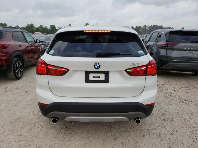 WBXHU7C34J5H44071 - 2018 BMW X1 SDRIVE28I WHITE photo 6