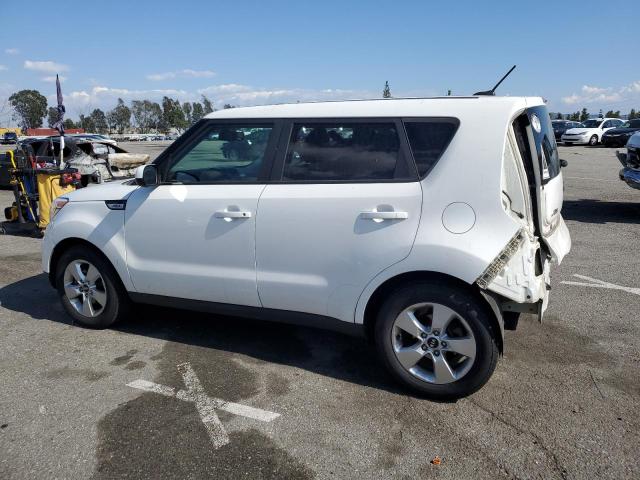 KNDJN2A20J7532858 - 2018 KIA SOUL WHITE photo 2