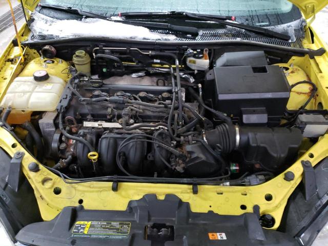 3FAFP37N35R123751 - 2005 FORD FOCUS ZX5 YELLOW photo 11