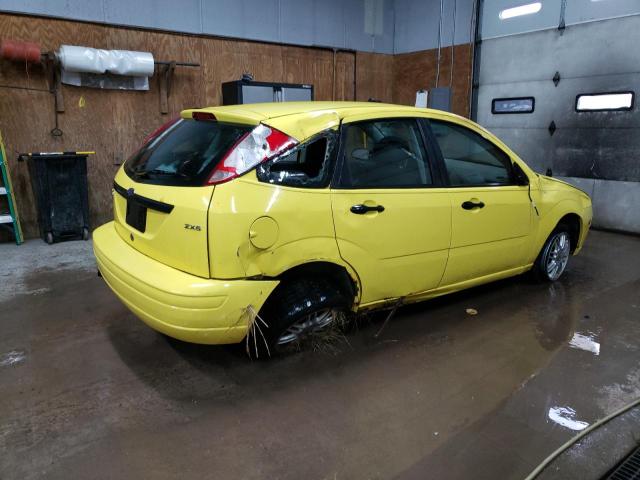 3FAFP37N35R123751 - 2005 FORD FOCUS ZX5 YELLOW photo 3