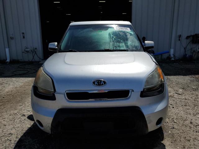 KNDJT2A23A7143248 - 2010 KIA SOUL + SILVER photo 5