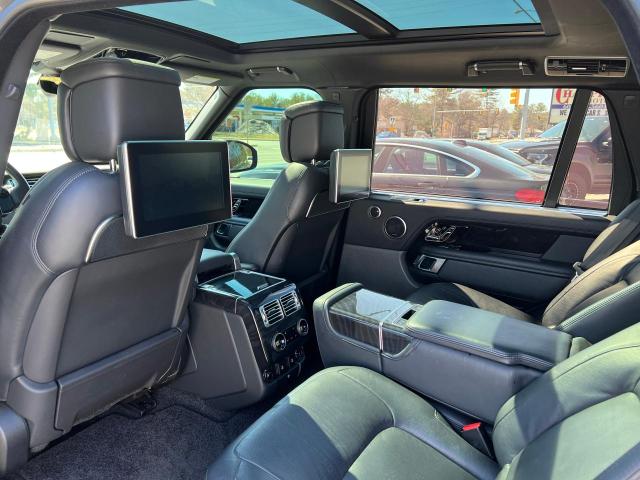 SALGV5RE3JA507412 - 2018 LAND ROVER RANGE ROVE AUTOBIOGRAPHY GRAY photo 10