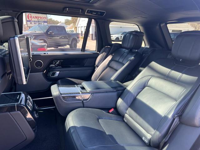 SALGV5RE3JA507412 - 2018 LAND ROVER RANGE ROVE AUTOBIOGRAPHY GRAY photo 11