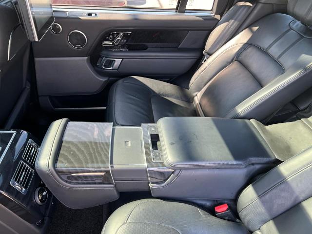 SALGV5RE3JA507412 - 2018 LAND ROVER RANGE ROVE AUTOBIOGRAPHY GRAY photo 13